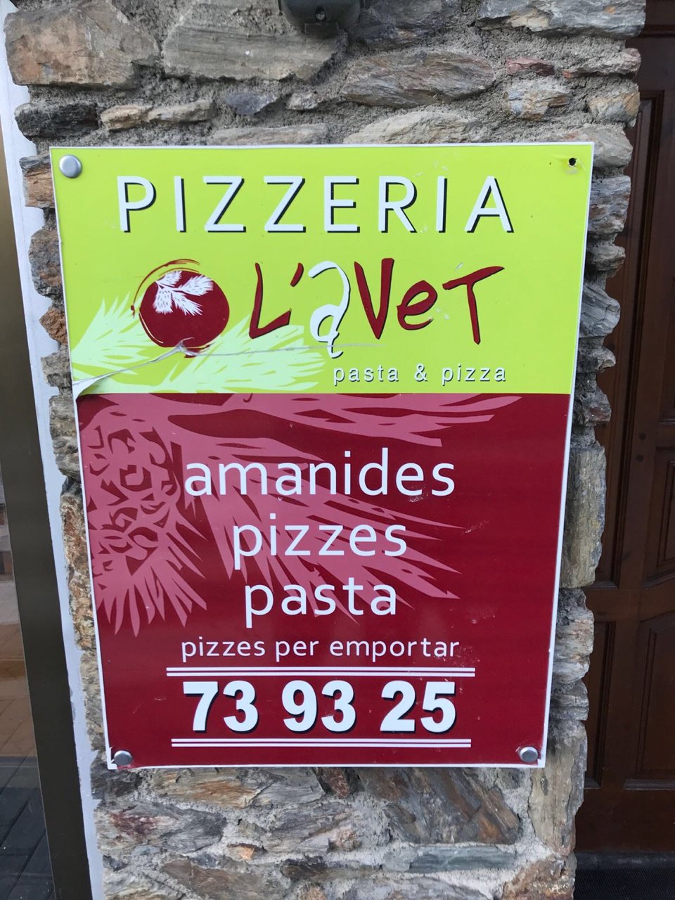 See L avet Pizzeria in Soldeu El Tarter Place Hangout on Holiday