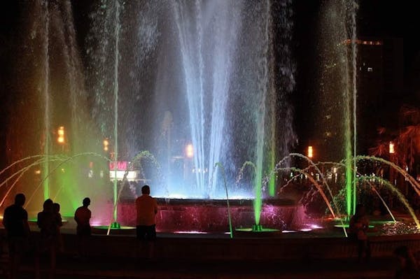 Illuminosa Fountains